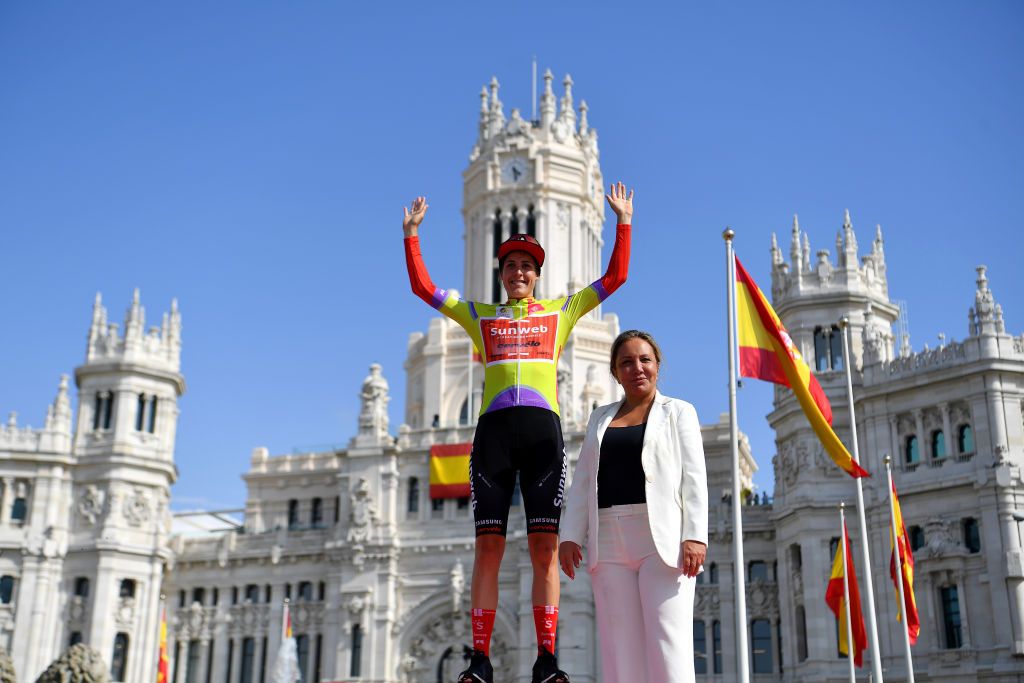Lucinda Brand with the points jersey