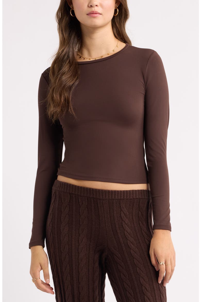 Smooth Fit Long Sleeve Crewneck T-Shirt
