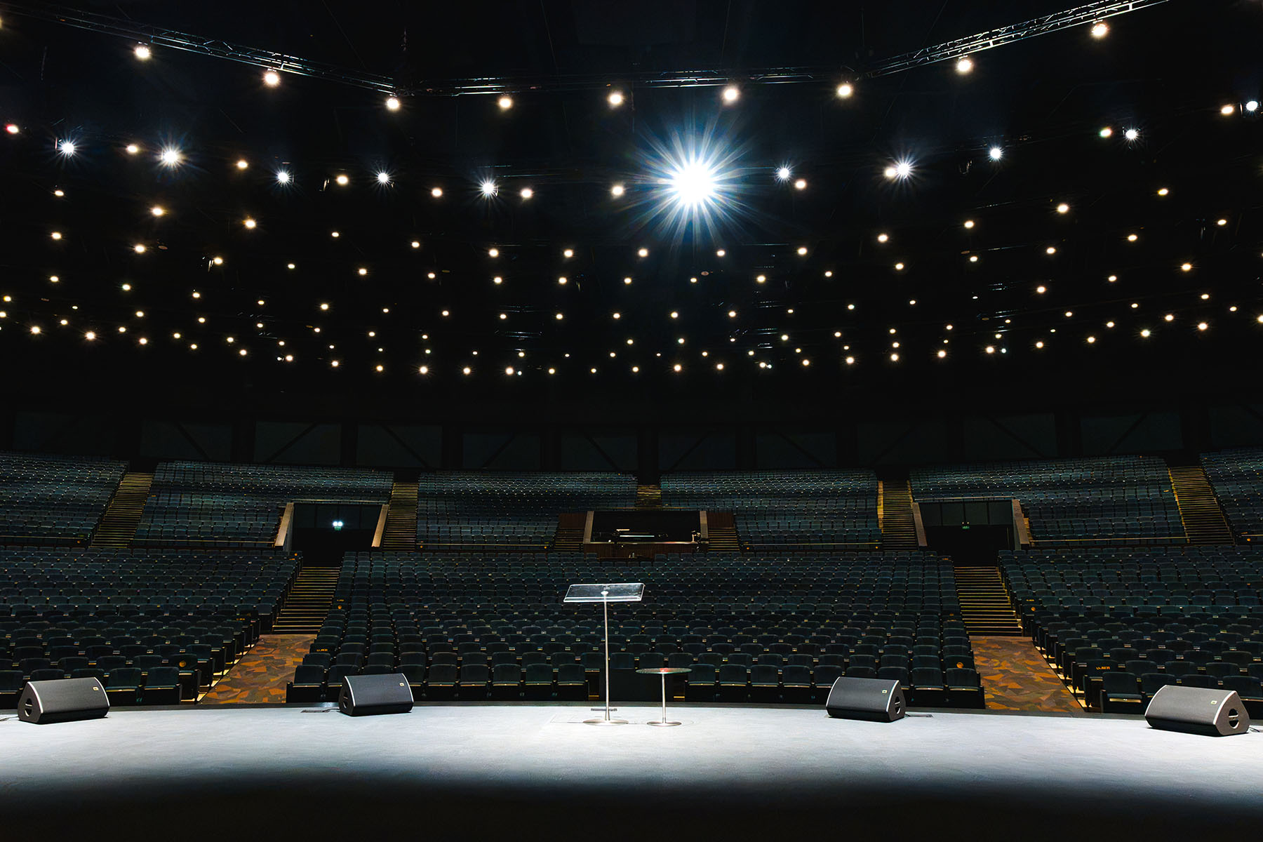 Santo Domingo&amp;rsquo;s new Monte de Dios recently opened its doors with an L-Acoustics K2 loudspeaker system designed by Wholestage and integrated by SVL.
