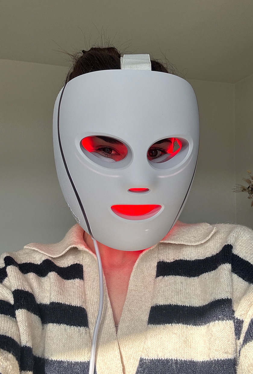 Beauty editor Eleanor wearing Shark Cryoglow LED Mask