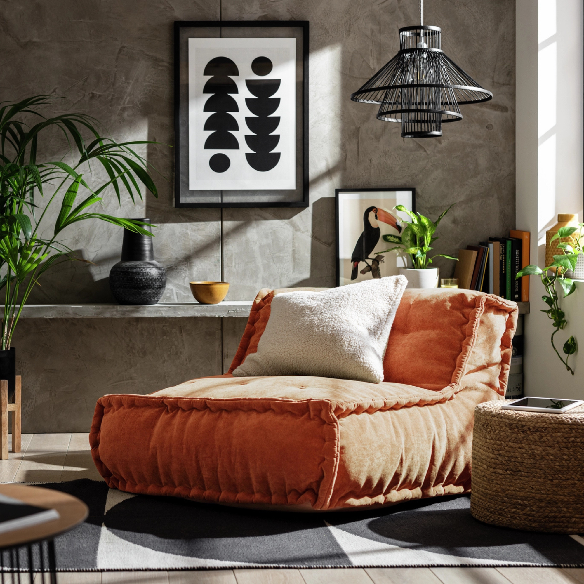 Estelle bean bag in rust.
