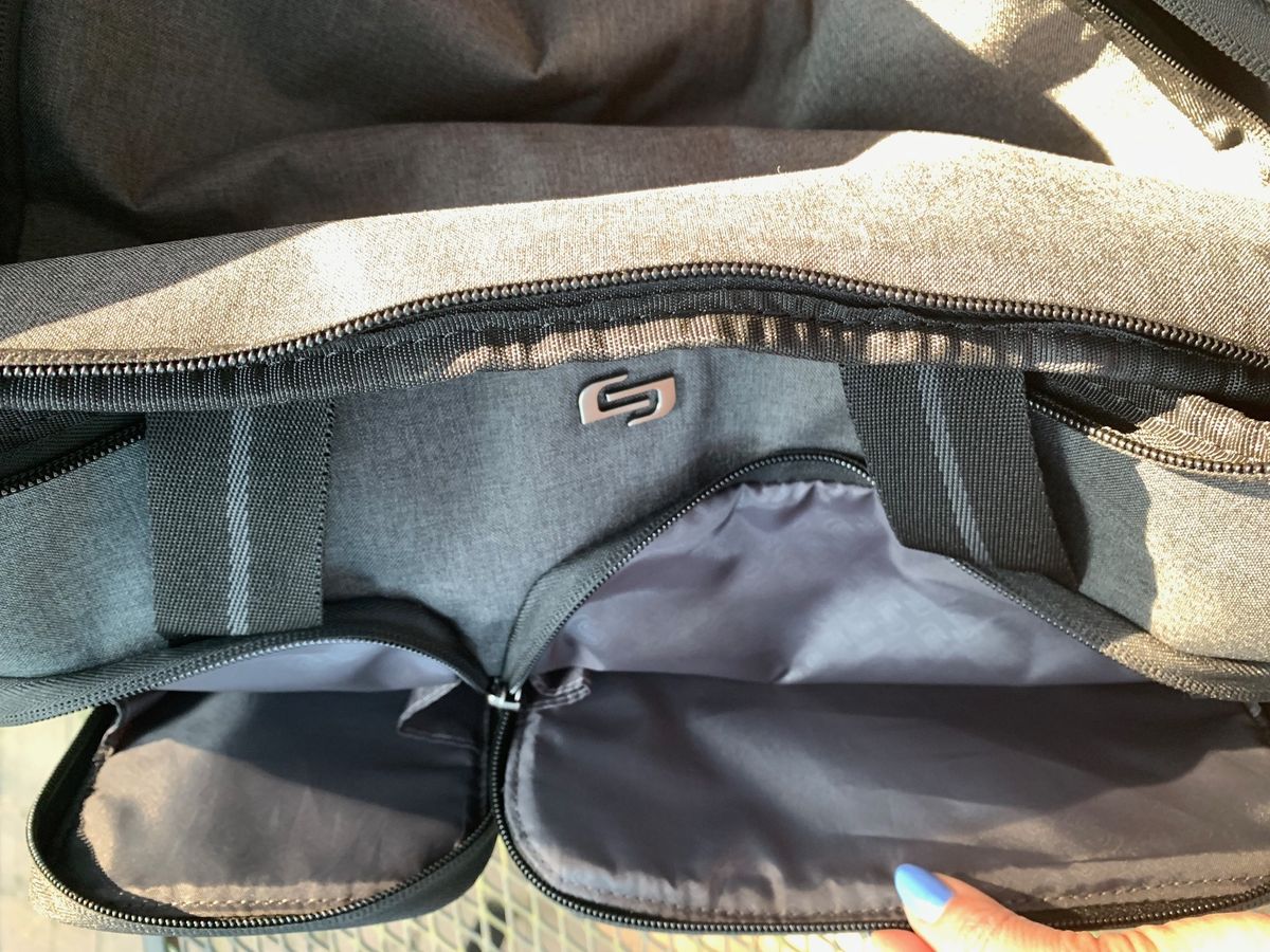 Solo Leroy Rolling Duffle