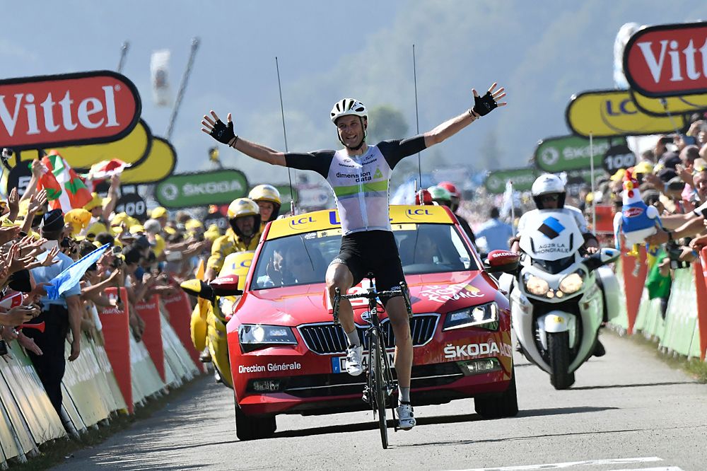 Steve Cummings (Dimension Data) wins stage 7 of the Tour de France