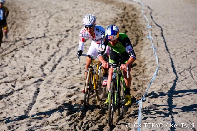 Johnson and Takenouchi battle in the sand