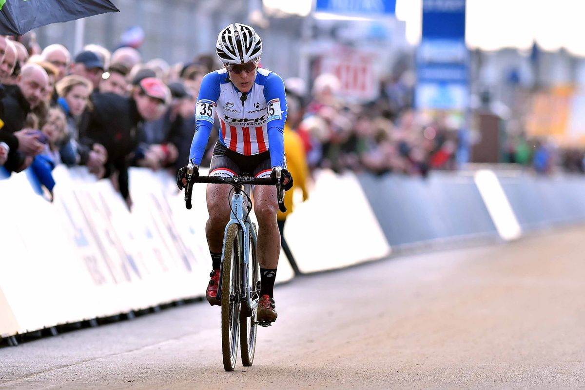 Katie Compton crosses the line