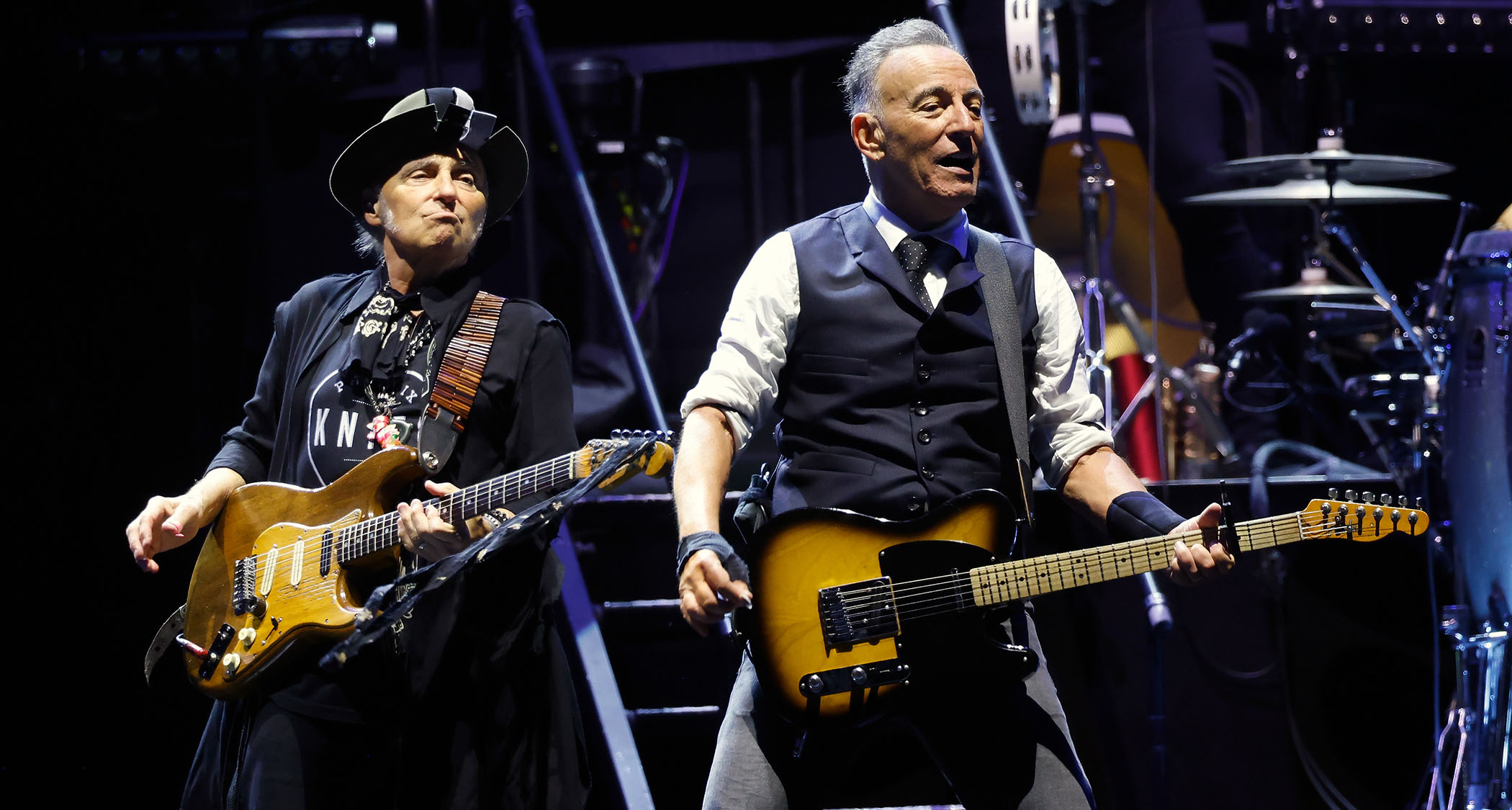 Nils Lofgren and Bruce Springsteen