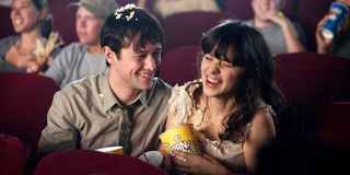 Joseph Gordon Levitt and Zooey Deschanel at a movie theater in 500 days of summer