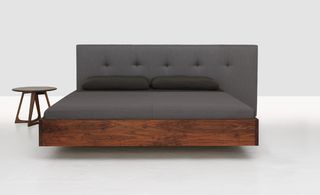 ’Simple button’ bed by Formstelle for Zeitraum