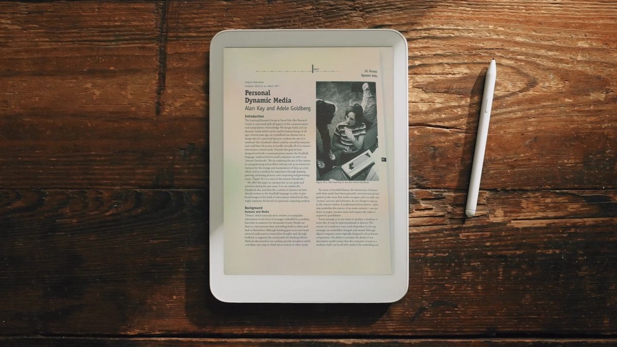 The Daylight DC-1 tablet sitting on a table next to a stylus