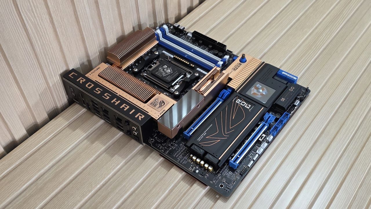 Asus ROG Crosshair 2006 - Board images