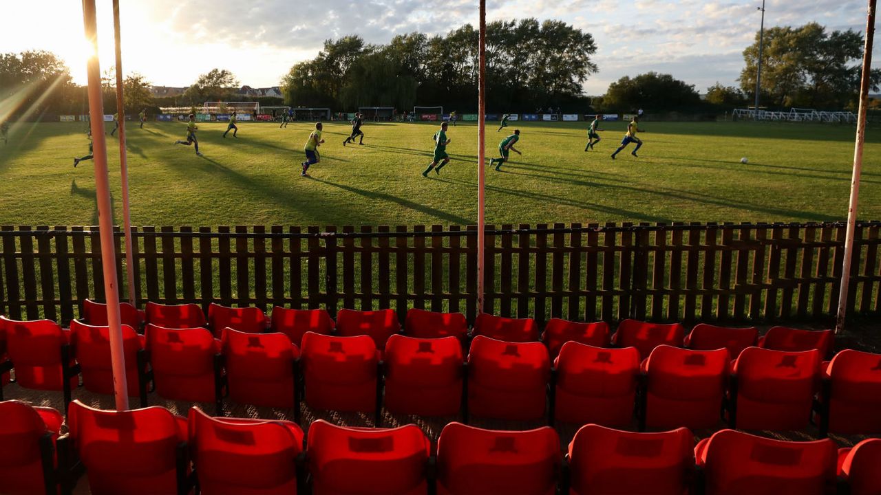 Aylesbury Vale Dynamos vs. Bovingdon FC at an empty Greenfleets Stadium 