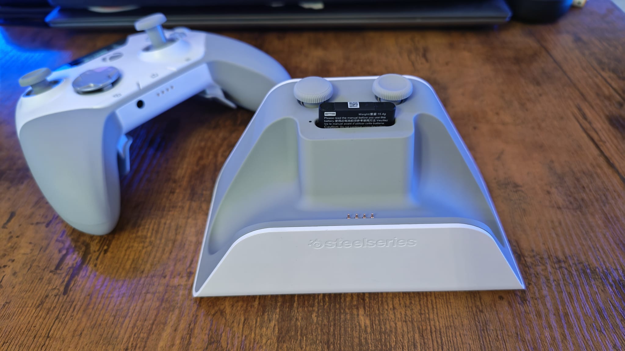 The charging stand for the SteelSeries Aeon Pro