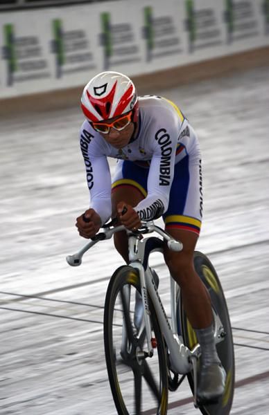Colombia's Juan Esteban Arango Carvajal qualified second in the men's pursuit.