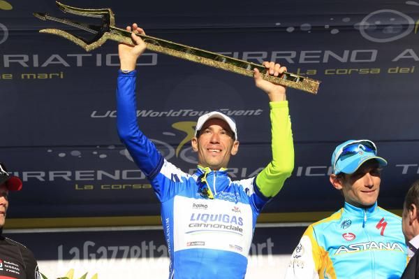 Vincenzo Nibali (Liquigas-Cannondale) celebrates with the distinctive trident trophy.