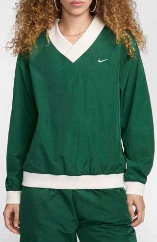 Nike Sportswear Essential Woven Top