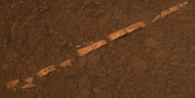 Newfound Streambed Latest Evidence for Wet Ancient Mars | Space