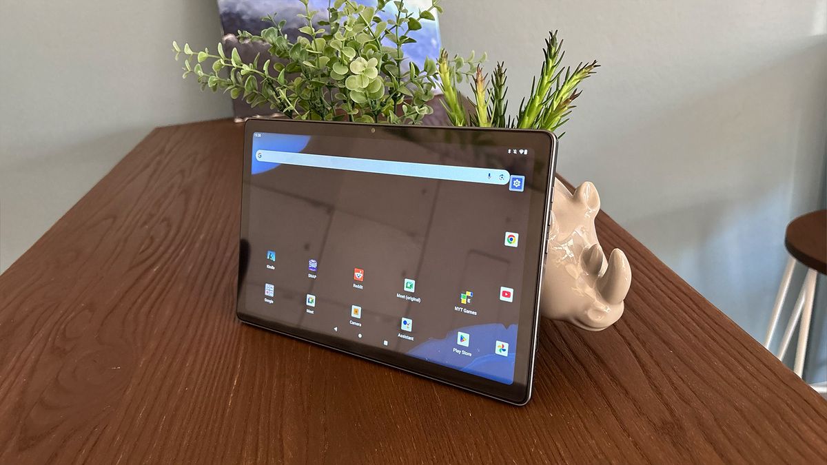 Kogan Explore Tab 2 Pro tablet&#039;s home screen