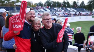 USA fans Solheim