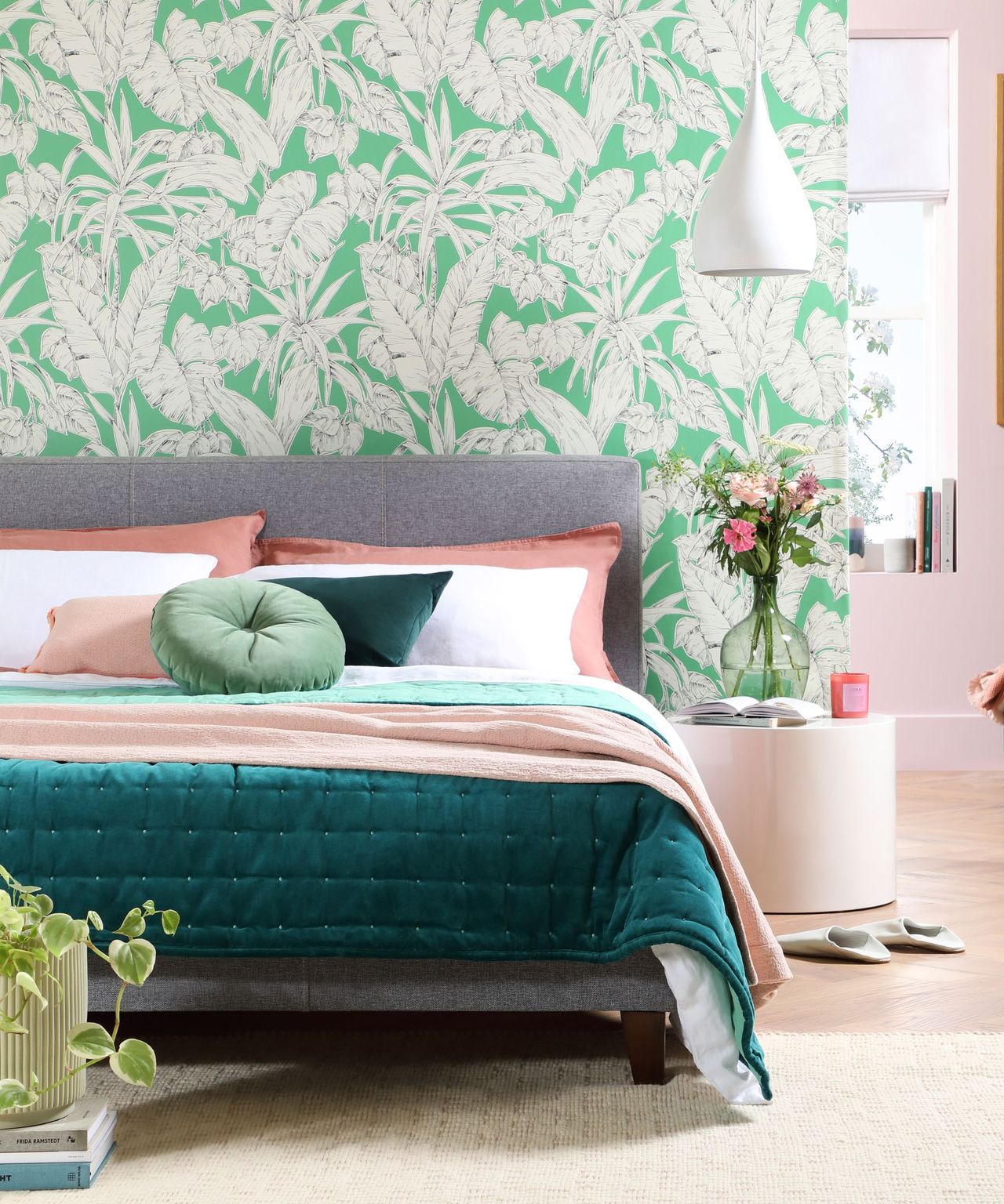 View of Small bedroom accent wall ideas — 5 dreamy designs | Real Homes