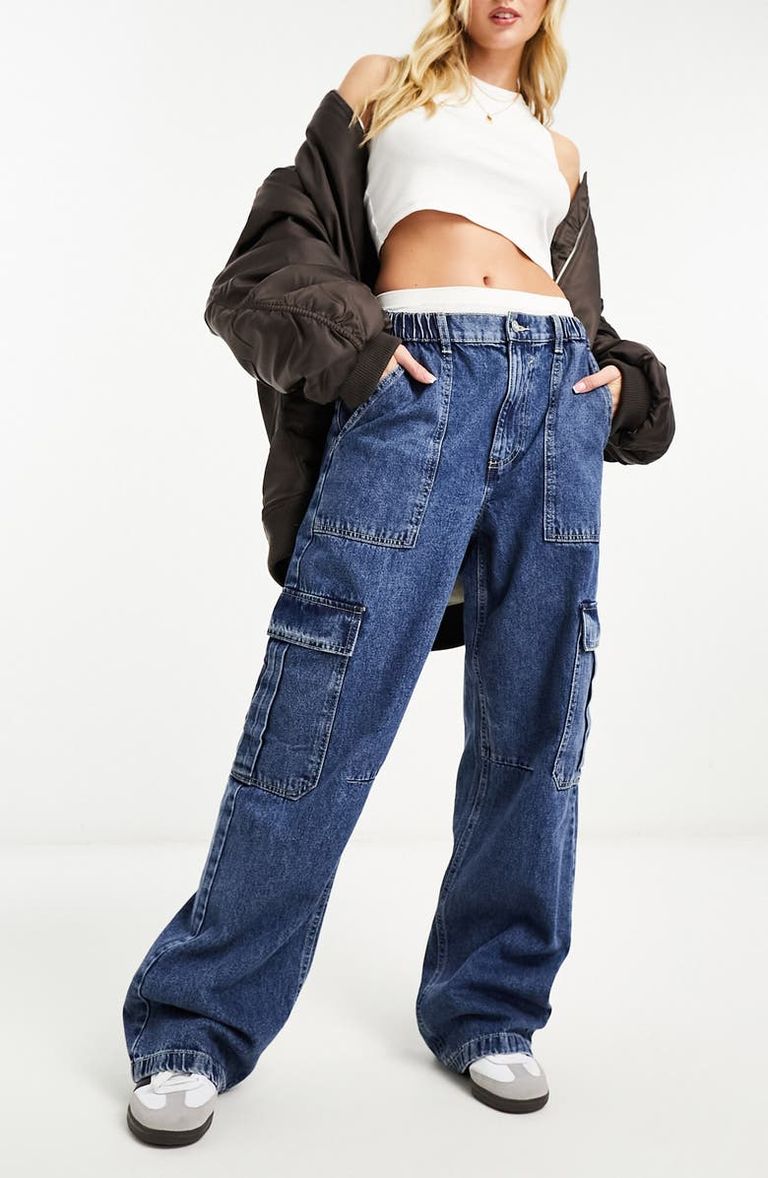 Shop 8 Pairs Of Gen Z s Favorite Denim Trend Baggy Cargo Jeans Who shop-8-pairs-of-gen-z-s-favorite-denim-trend-baggy-cargo-jeans-who