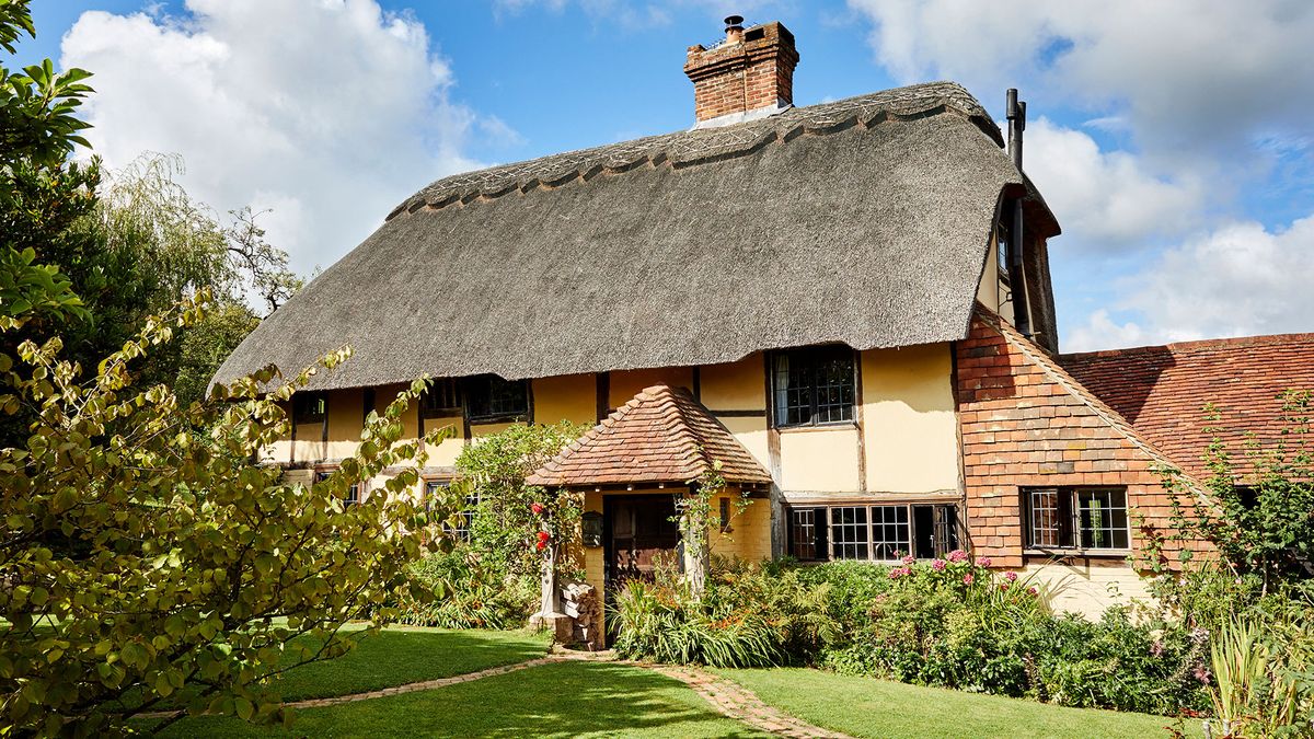 thatched roof cottage interior