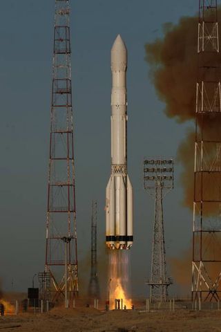 Russia's Proton Rockets to Resume Launches This Month After