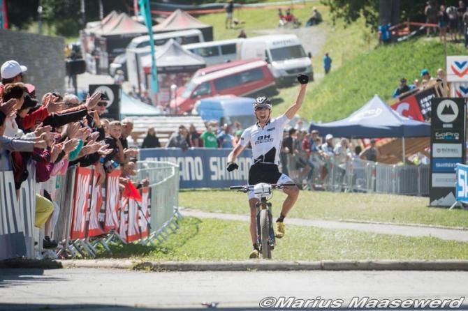 Jordan Sarrou (BH-Suntour-KMC) wins