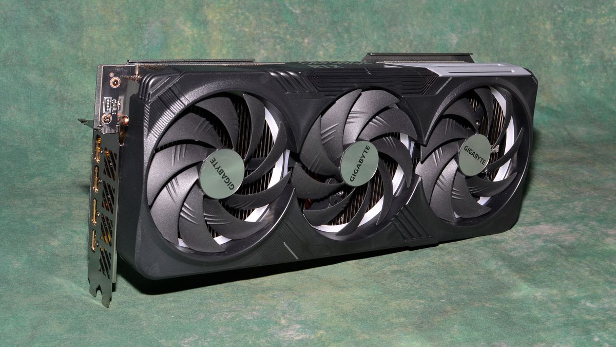 Gigabyte RTX 4090 Gaming OC Review: Taming the Beast | Tom's Hardware