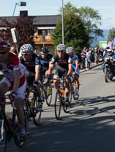 Eventual winner Thor Hushovd sits in the front group.