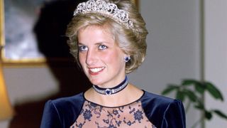 MELBOURNE, AUSTRALIA - NOVEMBER 06: Princess Diana In Melbourne Attending A State Dinner At Government House During A Royal Tour Of Australia. She Is Wearing The Spencer Tiara.