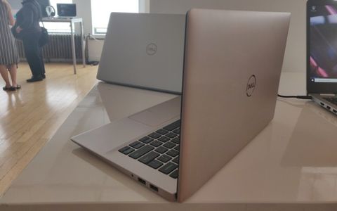 Dell S New Inspiron 14 7000 Is Even Lighter Than The Xps 13 Laptop Mag