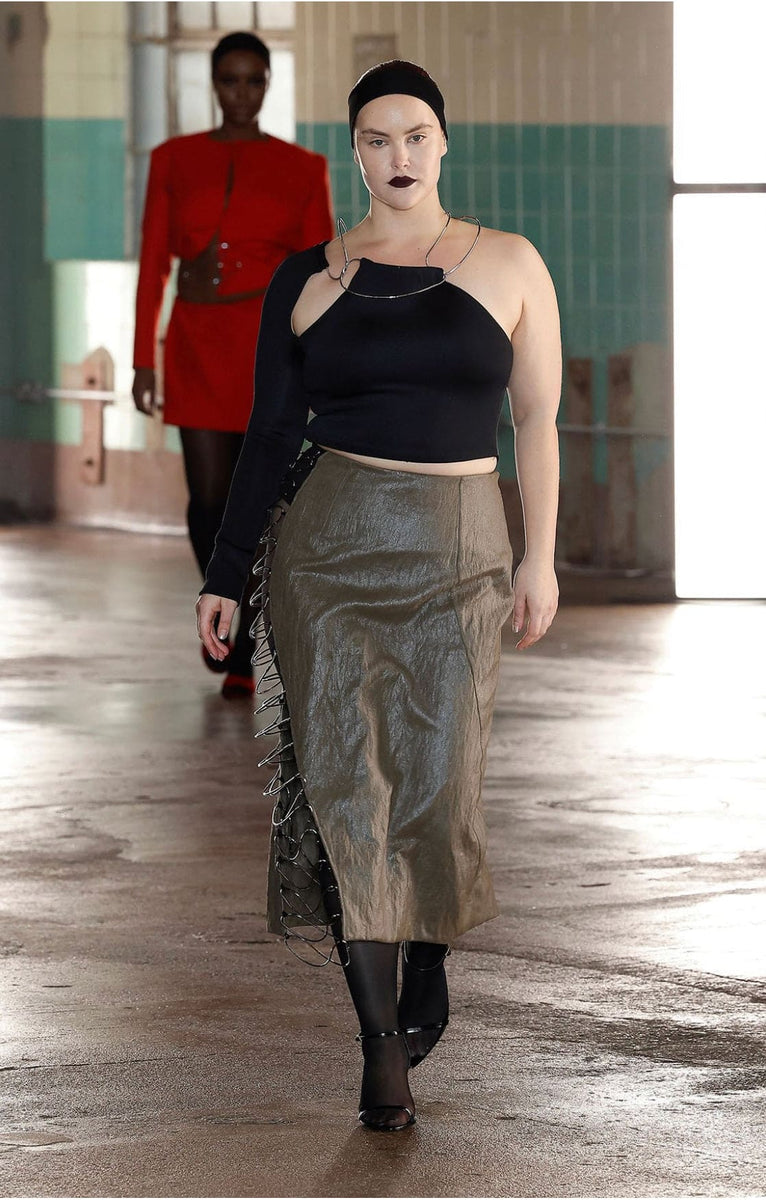 Metal Ladder Skirt