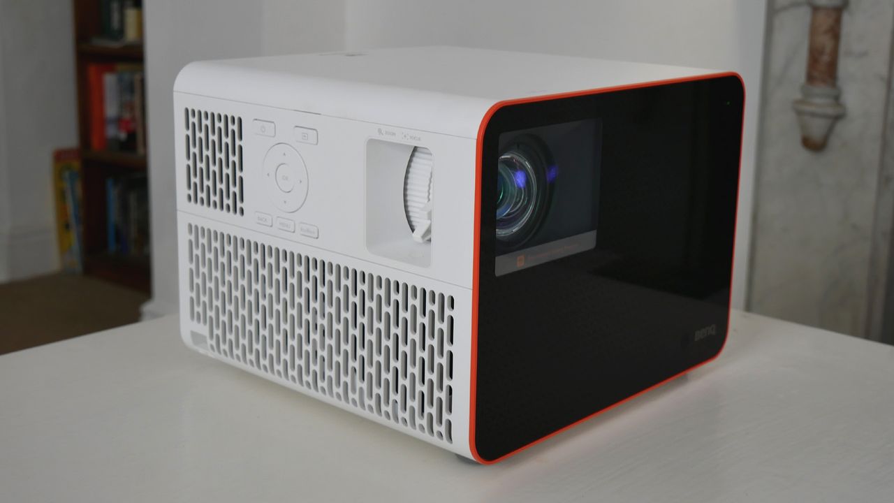 BenQ X3000i gaming projector