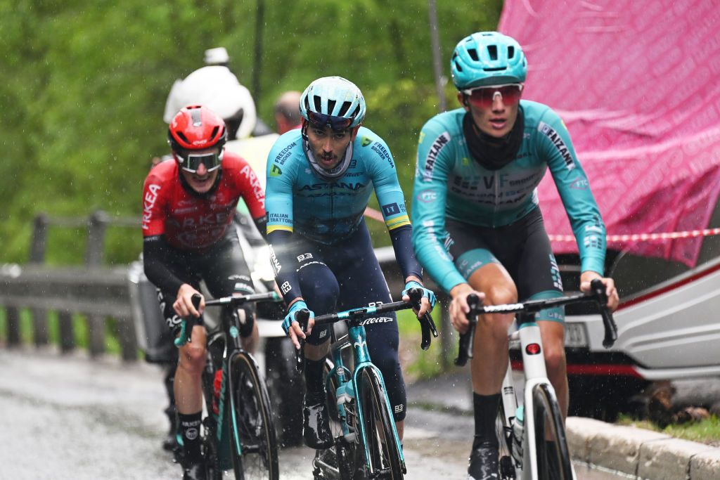 Ewen Costiou (Arkea-B&amp;B Hotels), Christian Scaroni (Astana Qazaqstan) and Giulio Pellizzari (VF Group Bardiani CSF Faizane) chasing Alaphilippe who is solo off the front