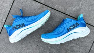 Hoka Clifton 10