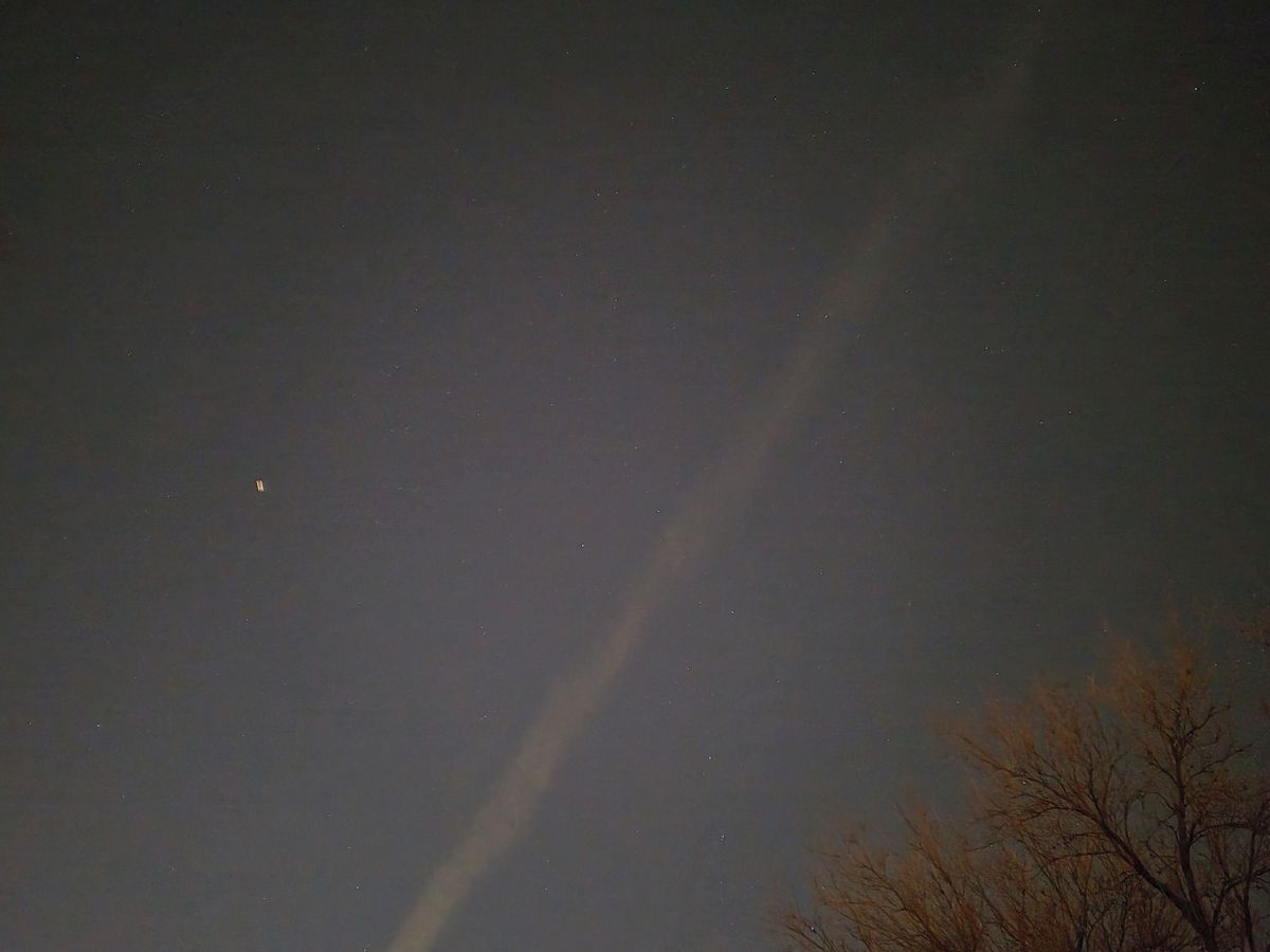 Nothing Phone 3a Pro astrophotography sample in night mode and on tripod.