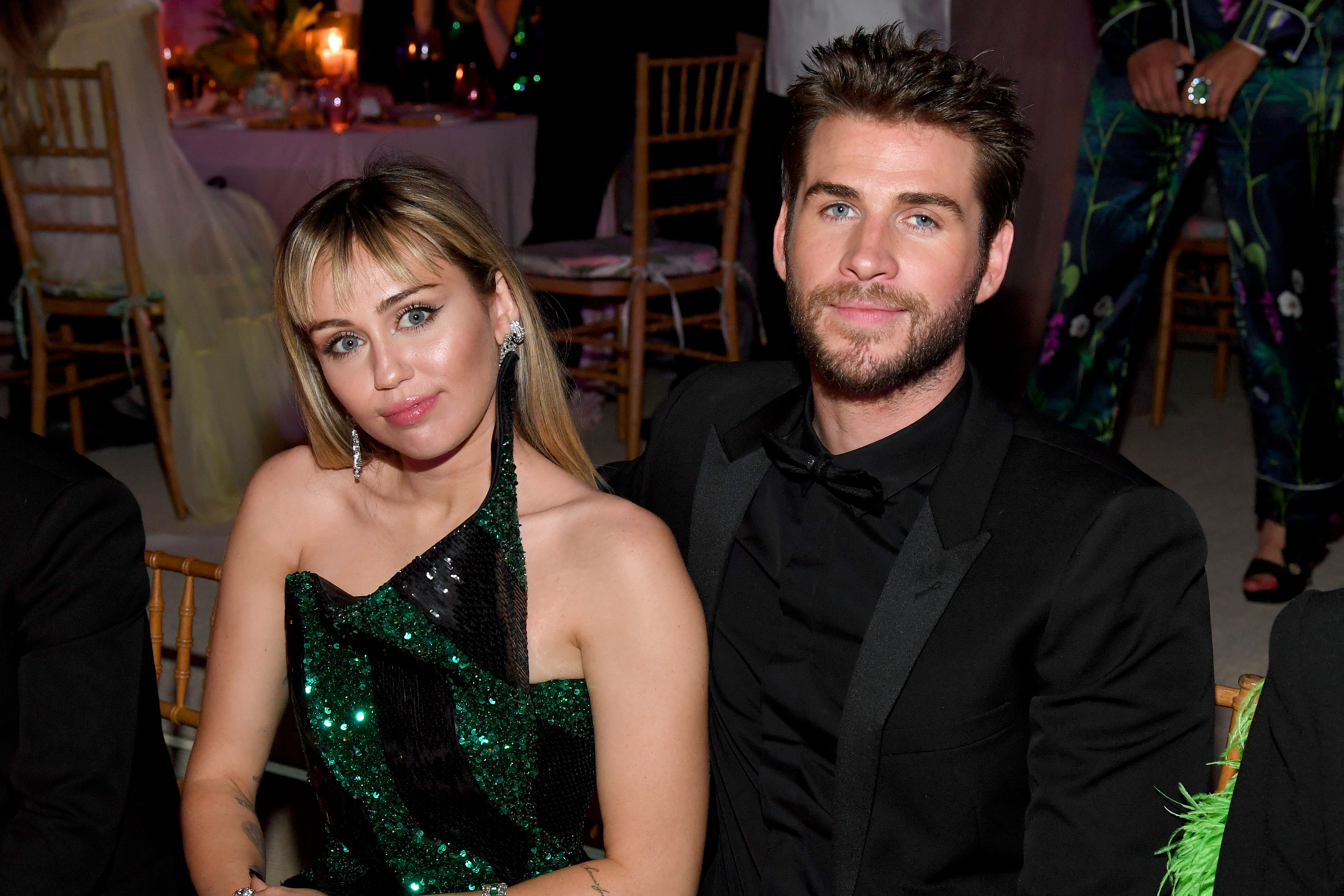 secret - Miley Cyrus and Liam Hemsworth