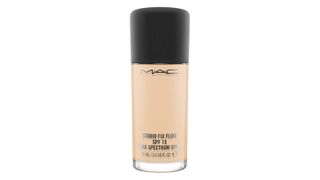 MAC studio fix fluid: features a loose, buildable formula, an outstanding shade range that keeps on growing, and a unique ability to give skin pro-standard polish without creasing, drying out, or appearing heavy, best foundation