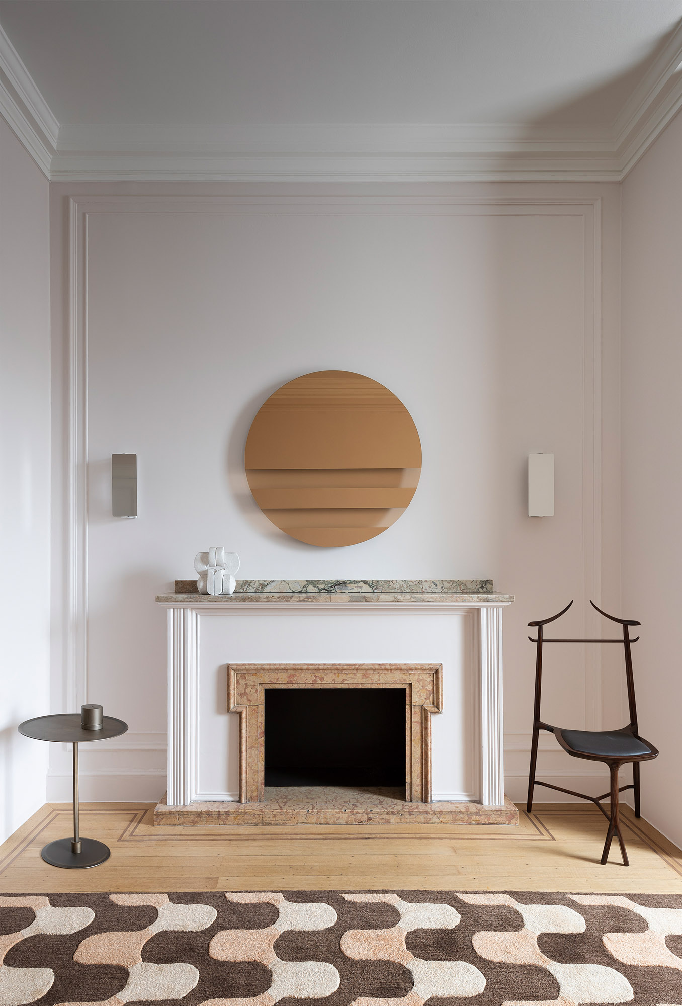 Italian ambassador's residence in London by Nick Vinson
