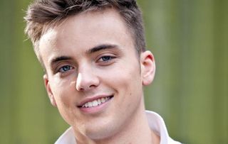 PARRY GLASSPOOL PLAYS HARRY THOMPSON IN HOLLYOAKS