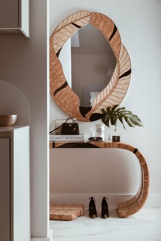 mirror with artistic frame