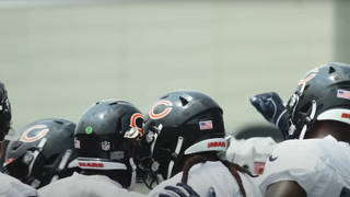 Chicago Bears players practicing in Hard Knocks