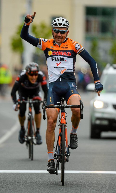 Francesco Reda (Team Idea 2010 ASD) beats Lukas P&ouml;stlberger (Tirol Cycling Team) to the stage win