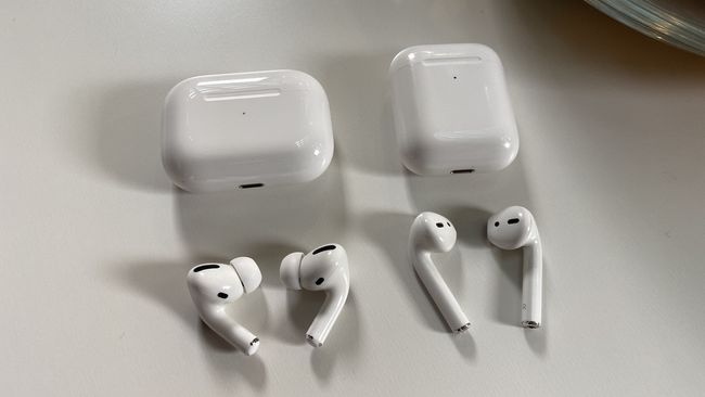 Apple AirPods 2 Vs AirPods Pro: Which Apple Earbuds Are Better? | What ...