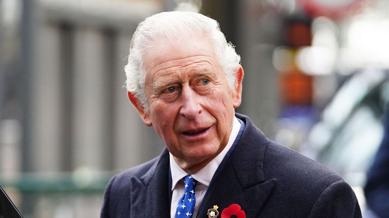 glasgow, scotland november 05 prince charles, prince of wales visits glasgow central station to view two alternative fuel, green trains as part of network rails green trains cop26 event on november 5, 2021 in glasgow, scotland 2021 sees the 26th united nations climate change conference which will run from 31 october for two weeks, finishing on 12 november it was meant to take place in 2020 but was delayed due to the covid 19 pandemic photo by jane barlow wpa poolgetty images