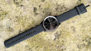 Garmin Vivomove Trend watch with strap