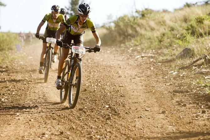 Overall mixed winners Ariane &amp; Erik Kleinhans