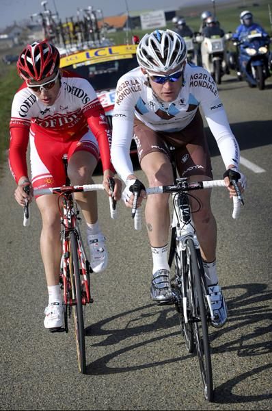 Maxime Bouet (AG2R) andTony Gallopin (Cofidis) were in the day's break