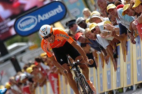 Mikel Astarloza (Euskaltel-Euskadi) held onto his top ten spot on GC
