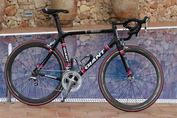 T-Mobile's new road bike colour scheme.